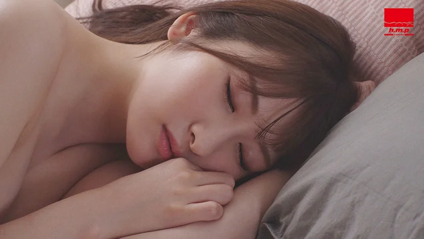 朝目覚めると僕の腕枕で昨夜お持ち帰りした(と思う…)記憶にない美女が寝ていた。昨夜のSEXの続きを求められて何回も中出ししてしまった。 末広純-1