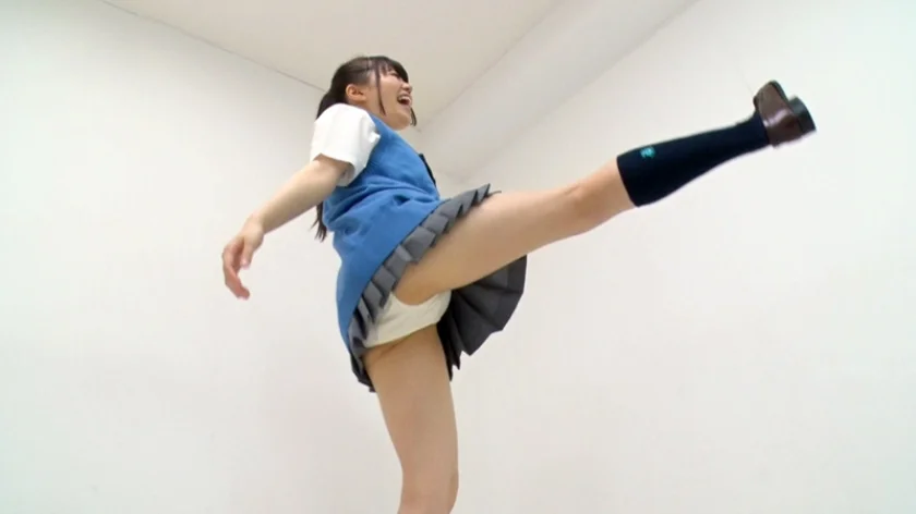 スカートヒラヒラしまくり！ 追いかけっこ挑発女子 ふわり結愛 生田みく 桐谷なお 神楽アイネ 一二三鈴-12