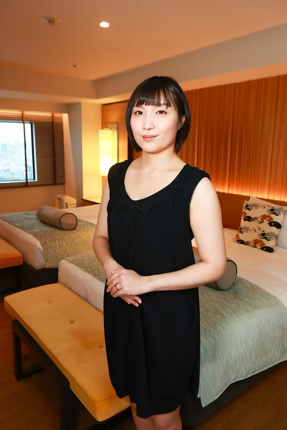 人妻巨根不倫「大きなイチモツをください」豪華版(5)～千佳34歳&麻乃45歳-2