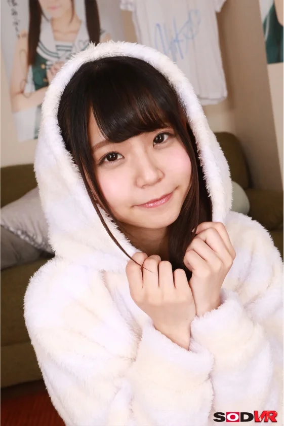 【VR】元アイドルの激カワ美少女と最初から最後までキス100回SEX 永野いち夏-10