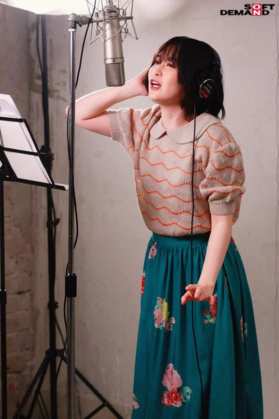 伝説の昭和アイドル おじさんボイトレ講師による喉奥拡張イラマ映像が流出。 門倉すず-2