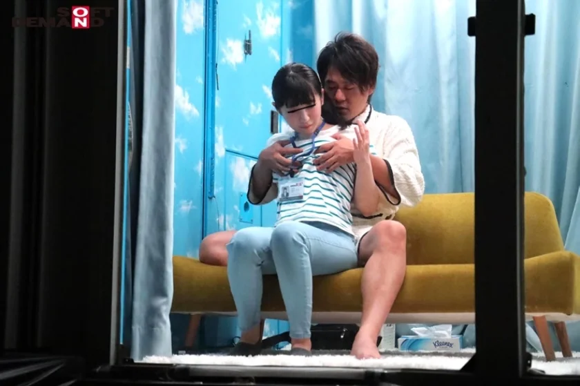 SOD女子社員 元気ハツラツな若手AD女子社員が働くAV撮影の舞台裏大公開！撮影現場でのHなアクシデントに戸惑いながらも恥じらい隠して全力対応！さらに！暴走した男たちと全員SEXしちゃってました！！ 園洋子 遠藤ゆな 東美咲 川合ちほ-8