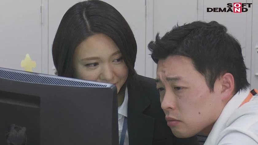 SOD女子社員 若手男子社員にこっそり中出しを求めて社内カップル逆NTRしちゃいました(ハート)  宣伝部中途入社3年目 綾瀬麻衣子 47歳-2