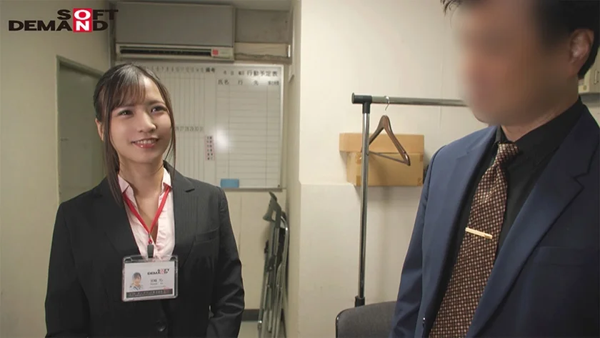 宮崎リンが業務命令で廃業寸前の風俗店をプロデュース！オナクラ・メンズエステ・ヘルス！真夏の御奉仕セックス3本番！-2