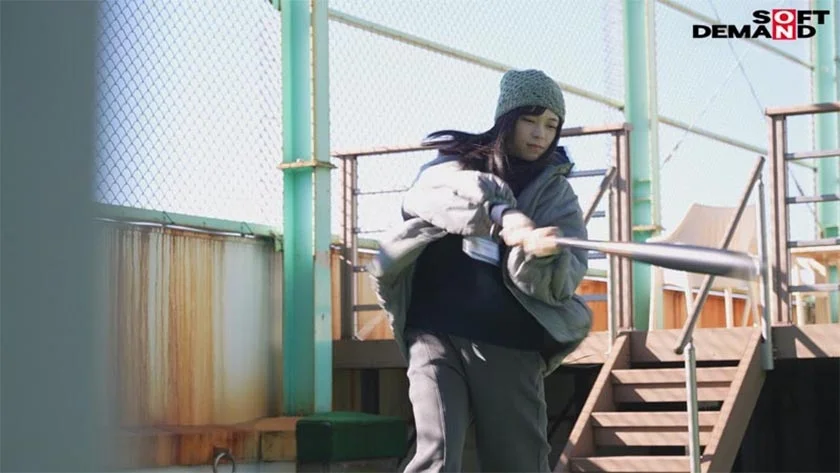 SOD女子社員 AV出演業務 制作部 中途1年目 岡島明来(24) 初客観単体SEX 平日昼間社内連れ回し声ガマンSEX おもちゃオナニー イカされまくり初4P 公開全裸挨拶-3