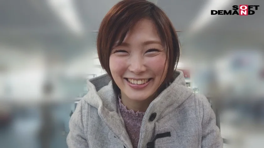 ショートカットが似合う、本当の美人。 神田知美 34歳 最終章 福岡から弾丸日帰り不倫旅 8年ぶりに味わう生チ○ポで中出し7発！-8