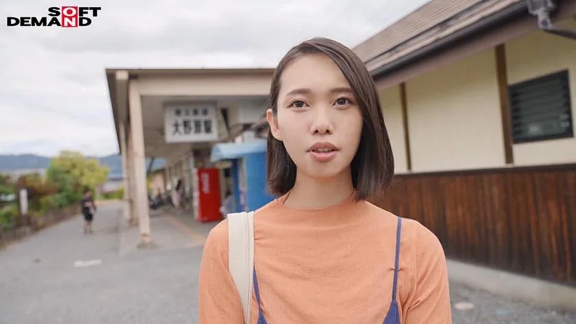 旦那には絶対ナイショの性癖。古都・京都からきたはんなりドM奥さん 三池小春 34歳 第4章 初めての放尿、露出プレイ ドマゾ人妻の新たな性が開花する 非日常な変態行為に過去最高にイキ果てる 一泊二日巣ごもり絶頂温泉旅行-10
