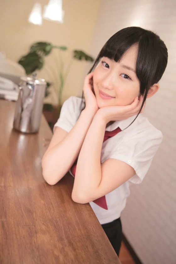 声の出せない状況でも感じちゃう、超敏感娘 神坂ひなの-10