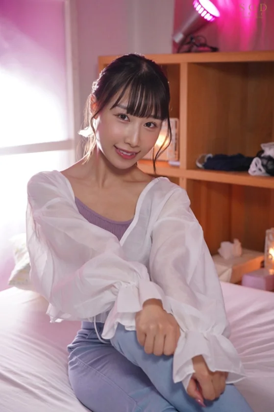 ドМゆえに本番禁止なのに断れない性格で責められると気持ち良さに抗えず本番までヤっちゃった！！照れカワ敏感早漏新人風俗嬢 斉藤帆夏-1