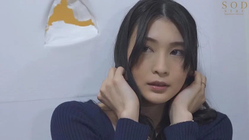 僕の住むアパートの隣室の美人妻は欲求不満だった。夫婦喧嘩で空いた直径10cmの壁穴越しに立ちバックで膣奥を突きまくった密かな不倫関係5日間。 本庄鈴-2