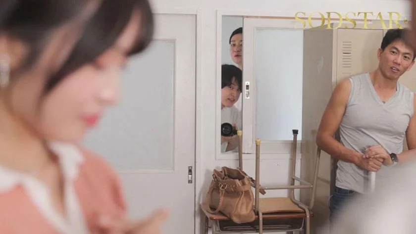 あと1回触られたらイっちゃう寸前まで執拗に焦らされ嫌なはずなのに「お願いします！もう…イカせてくださいぃ！」と絶頂おねだりしてしまい快楽堕ち 新川空-13