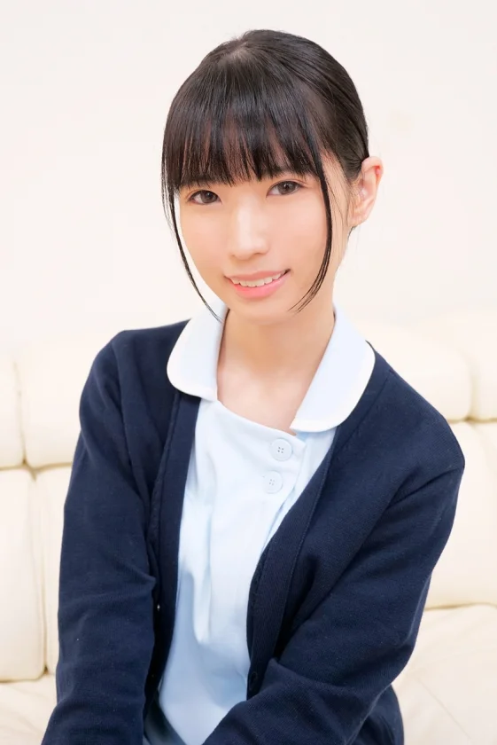 リアル白衣の天使ナースさんにインポで童貞に悩む男のオナニー介抱してもらいました！！ 美し過ぎる裸体のナースにギン勃ちしたチ○ポをズブリ！生中出しで童貞卒業させてくれました！ ななさん-1