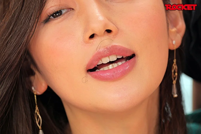 淫語女子アナ 35 チ○ポ椅子ライディング女王 美咲かんなSP-2