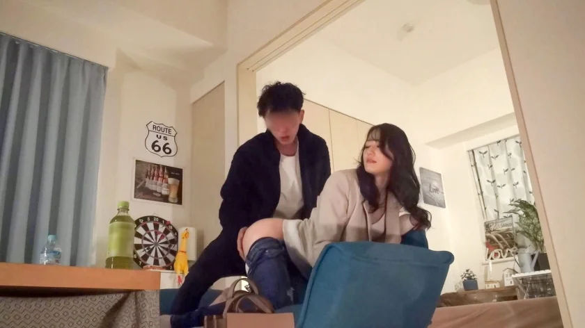 百戦錬磨のナンパ師のヤリ部屋で、連れ込みSEX隠し撮り 244 スラッとした体に推定Eカップの美巨乳！そして美尻！落ち着いた雰囲気のアラサー美女とアプリで知り合い連れ込み成功！薄暗い部屋に響く甘美な喘ぎ声が興奮を誘う！-2