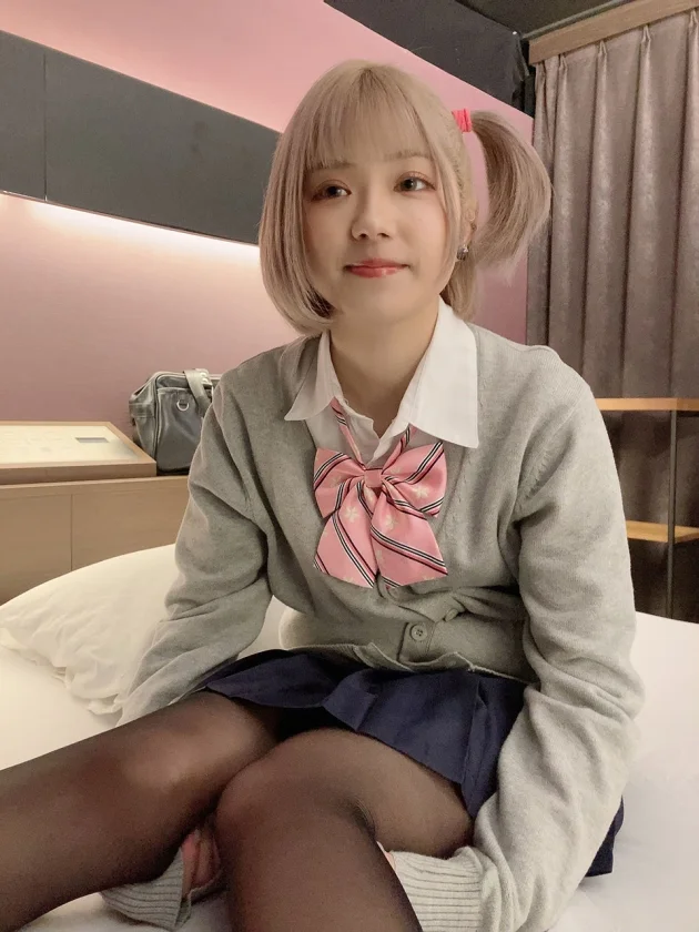 舌ピに金髪ボブのヤンチャな美少女「るるちゃ。」「クリをいっぱい舐めて下さい…よろしくお願いします(;^ω^)」 るるちゃ。-4