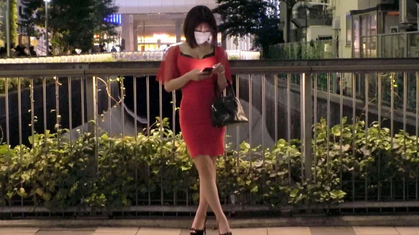【舐めたがり】【看護師】動物病院の看護師さんが登場！犬とか猫などの動物ではありませんが…「舐めるのが好きです♪」男性の身体を隅から隅まで舐め回したいw「特におちんちんは大好物ですw」自信たっぷりのお口テクを魅せて頂きましょうw【美しい身体】【美巨乳】引き締まったボディに巨乳と桃尻はハイスペック！！フェラが完璧なペロペロご奉仕でチンポを美味しそうに舐める姿は美しいの一言。極上フェラでギン起ちチンポでピストンすると敏感に感じまくる！ドエロナースコスで何度も痙攣させて逝っちゃうSEXを見逃すな！！-1