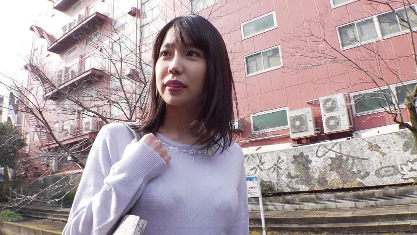 男根に堕ちたドM若妻 南まゆ-1