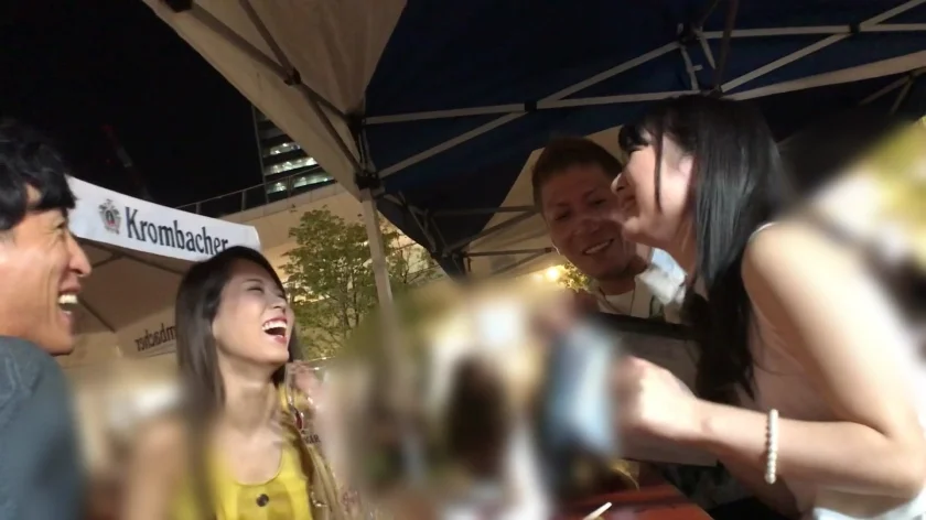 ビールフェスでエッチそうな美人をナンパ！後輩が寝てる間にセックスしようと思ったけど起きちゃって4人で乱交状態にｗｗスタイル抜群のセクシー美女は外見通りのエロさでした！！-2