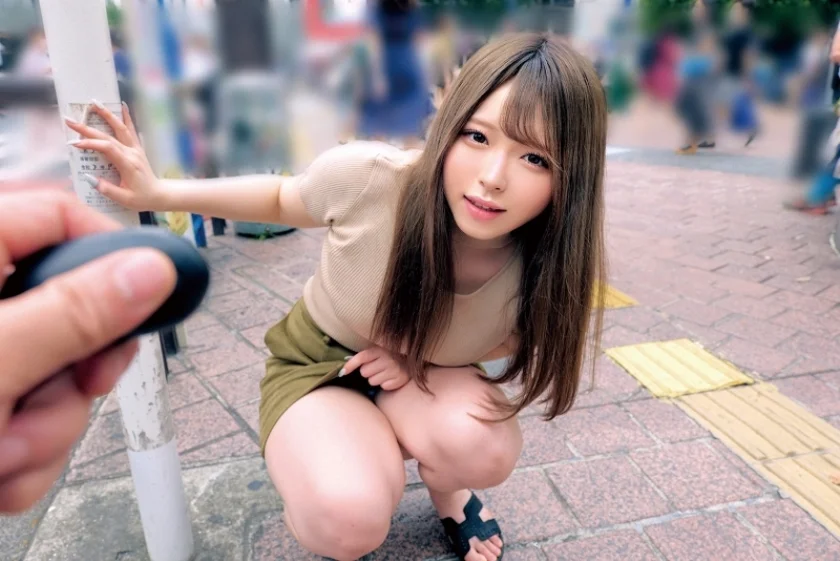 素人美少女とリモコンバイブお散歩 7 ーSBY&SGN区編ー「もう我慢できません… 」人混みの中ビクビク震えてイキまくってしまう女子たち！人生初の羞恥プレイでまさかのエロスイッチオン！車移動中も大胆カーオナニー！最後は近くのスタジオで心行くまで生セックス！-14