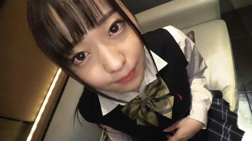 孕ませ必至体型！全男子が渇望した地下アイドルにいそうなルックスの美少女。何をされているのかよくわかっていないのをいいことに、「個人で見る用」と言って撮った映像を売っちゃいますwww-2