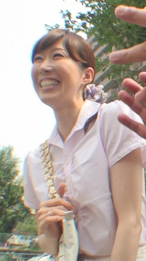 「え、お手入れ・・・したこと無いです(真っ赤)」毛深い女の濃厚エロス 素人まるだし無防備過ぎる剛毛人妻 ナンパ中出し12人240分SP ③-4