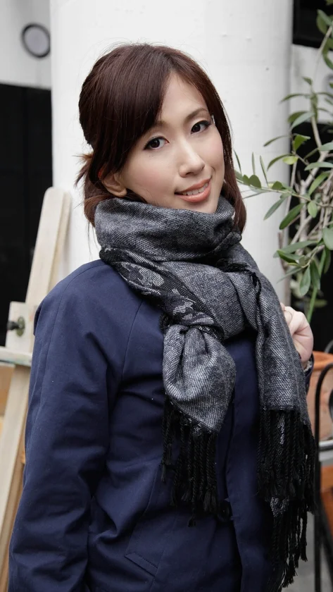 【清楚で品良くセレブな人妻たち】ナンパ中出し ラグジュアリーエロス 36人8時間SP-5