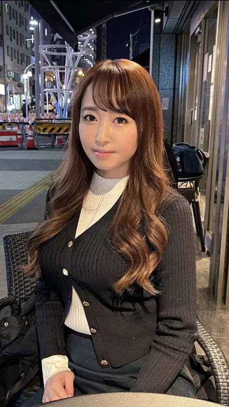 清楚系ヤリマンレジェンドとSEXバトル！2 極上美女3名収録 252分-3