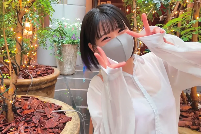 初めて出来た彼女を脱がせると・・・着衣姿を裏切るまさかの隠れ巨乳。勃起が収まることなくひたすら夢中でヤリまくった。 逢月ひまり-1