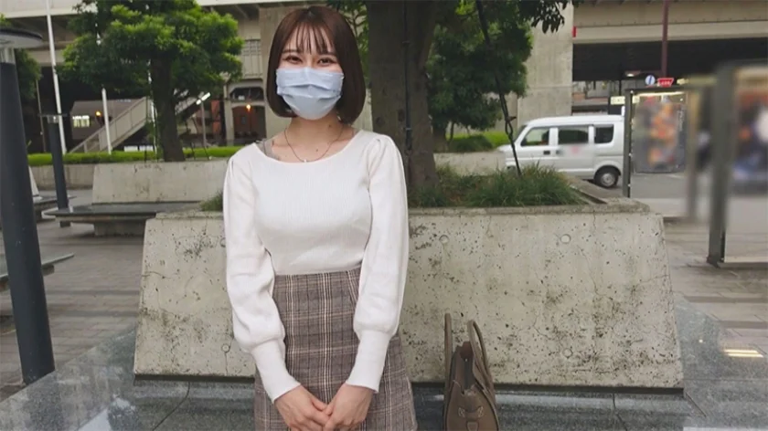 【爆乳個撮】とんでもない乳袋の弾丸即系のド変態現るッ！自他共に認めるナイスバディなGカップ女子大生とハメ撮りして来ました！【着衣巨乳】-1
