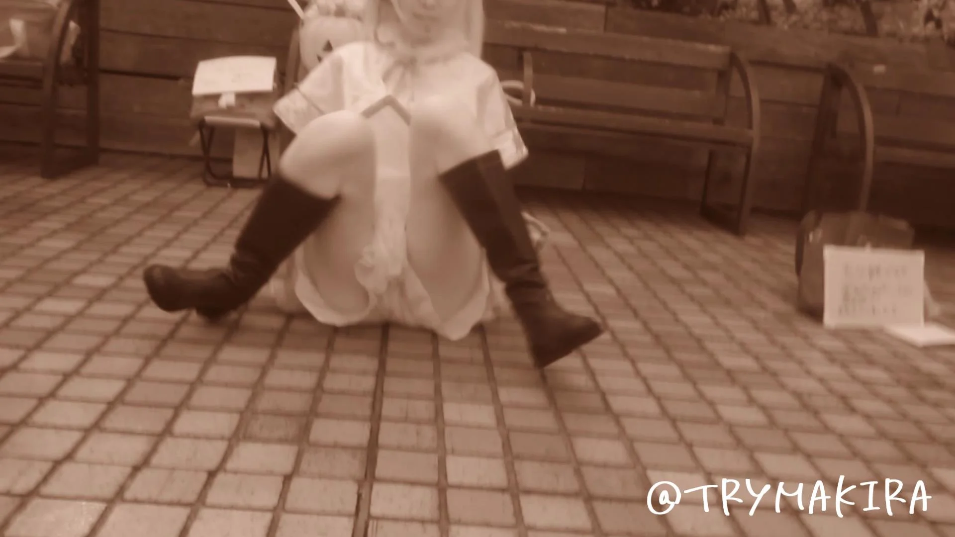 【FullHD1310】コスプレ美女の露出対策は意味がない-5