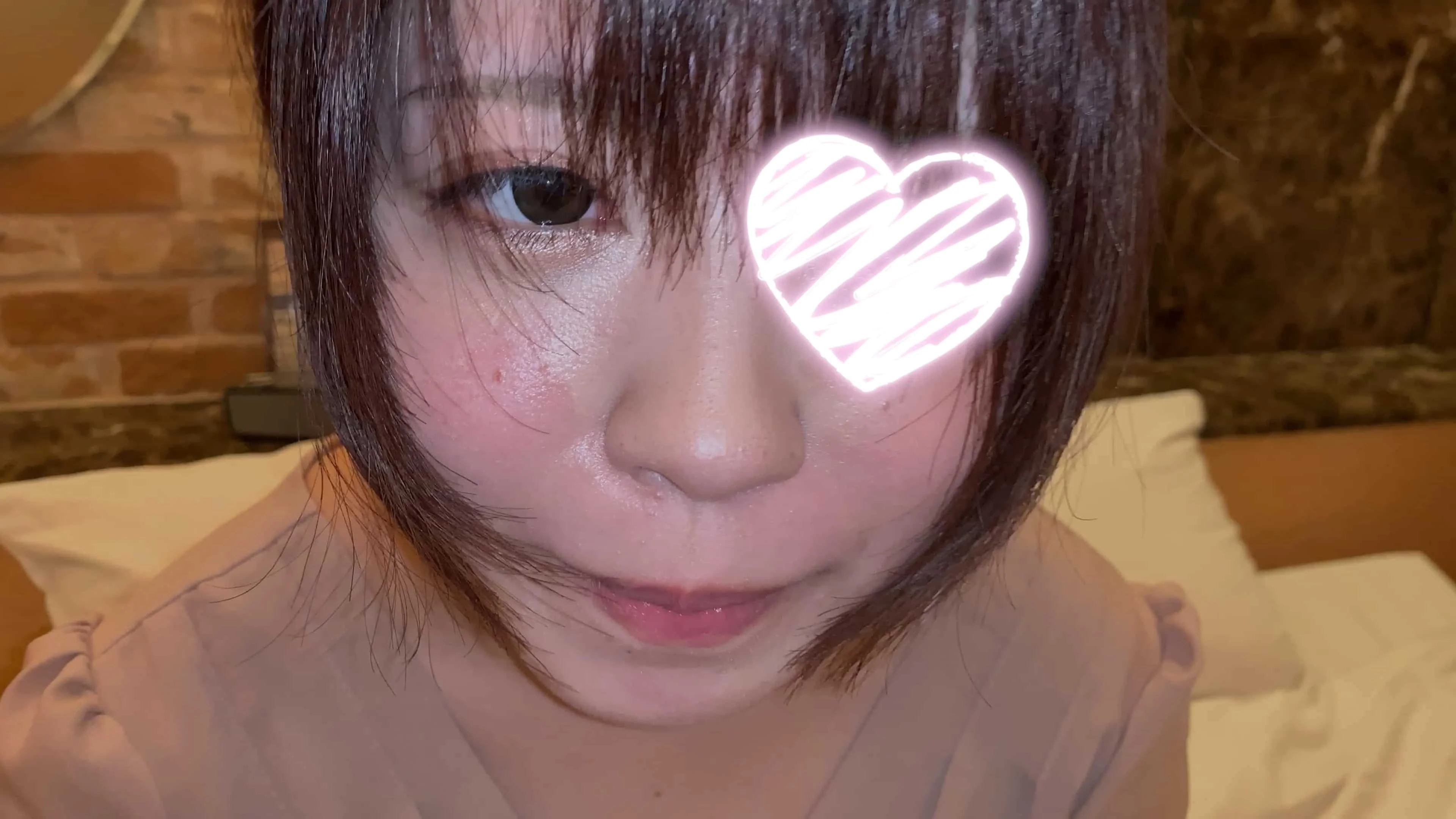 【個人撮影】可愛いタヌキ顔女子の舌喉ちんこ唾液フルコース　（舌苔・唾液・喉ちんこ弄り）ことみ【Y-120】-1