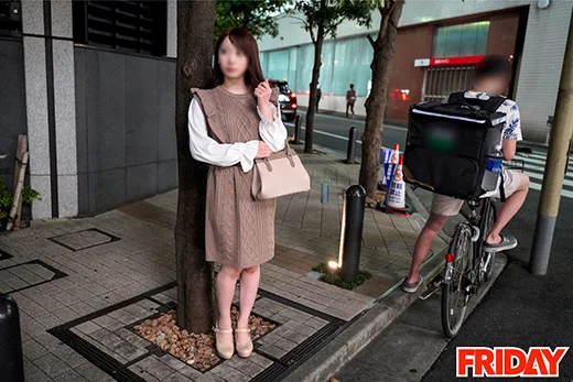 《個人撮影》流出　清楚系局アナ不倫映像　在京局アナウンサーが深夜ラブホ密会でストレス解消本気の中出しSEX-1