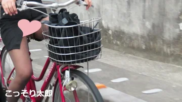 パンストがとても似合う美脚OL^^自転車のサドルPを粘着撮りされてしまったOL若娘を追跡60fps-3