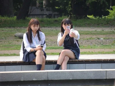 【再販】制服姿の女のコを撮影しました！！２-3