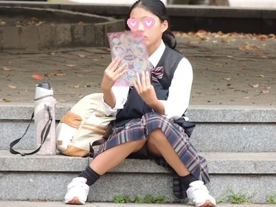【再販】制服姿の女のコを撮影しました！！８-3