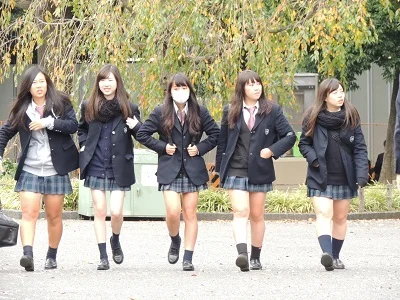 【再販】制服姿の女のコを撮影しました！！８-4
