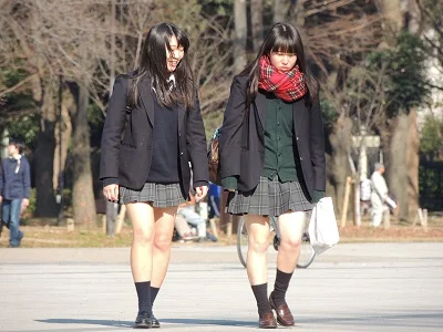 【再販】制服姿の女のコを撮影しました！！９-6