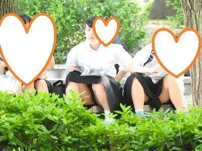 【再販】制服姿の可愛いコを発見！！（ＦＨＤ）大変です！！パンツが見えてますよ２-1