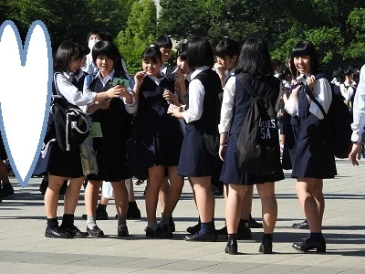 【再販】制服姿の女のコを撮影しました！！２４-3