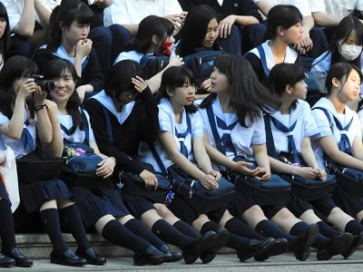 【再販】制服姿の女のコを撮影しました！！２４-5