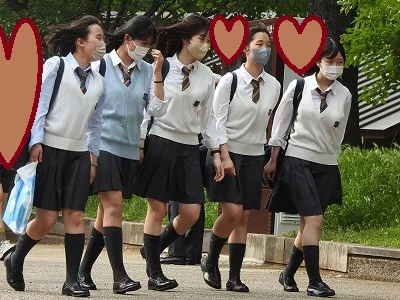 新作です！！制服姿の女のコを撮影しました！！１７１-5