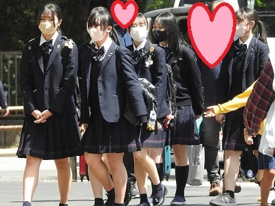 新作です！！制服姿の女のコを撮影しました！！１７５-2