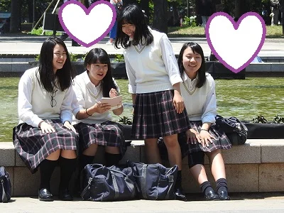 【再販】制服姿の女のコを撮影しました！！３２-1