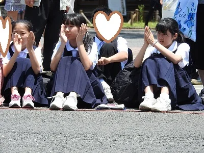 【再販】制服姿の女のコを撮影しました！！３２-2