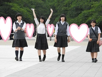 【再販】制服姿の女のコを撮影しました！！３８-2