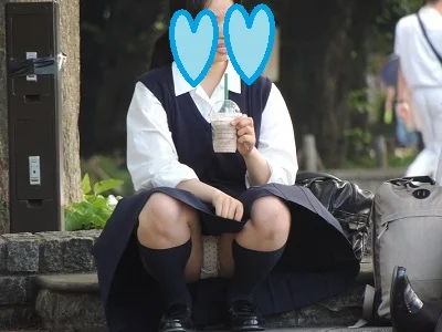 【再販】制服姿の可愛いコを発見！！（ＦＨＤ）大変です！！パンツが見えてますよ１７-6