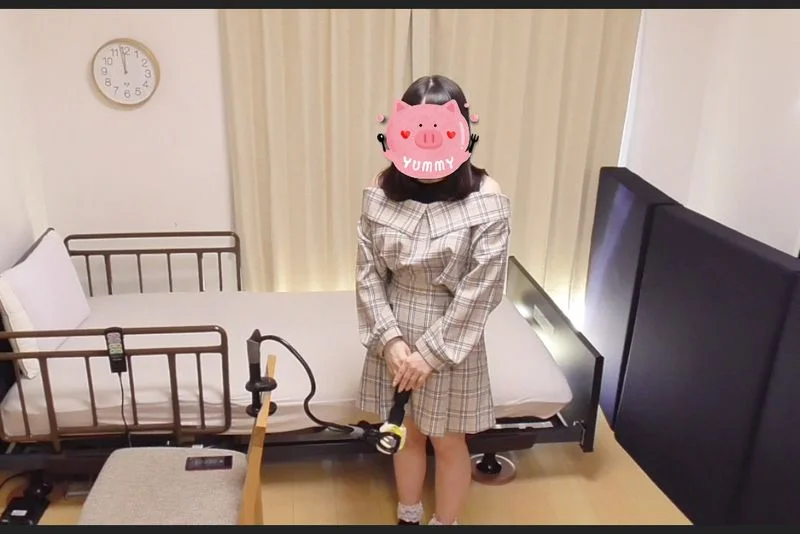 【再販】元アイドルと下着電マカラオケ対手コキカラオケで勝負してみた。-1