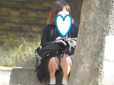 【再販】お座りお姉さん発見！！（ＦＨＤ）大変です！！パンツが見えてますよ９９-6