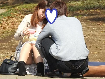 【再販】お座りお姉さん発見！！（ＦＨＤ）大変です！！パンツが見えてますよ１１２-3
