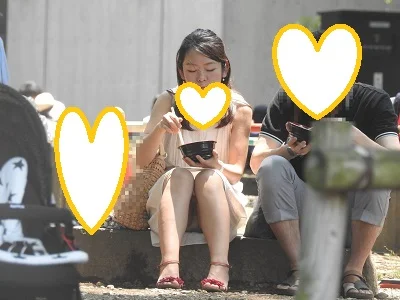 【再販】お座りお姉さん発見！！（ＦＨＤ）大変です！！パンツが見えてますよ１５２-3